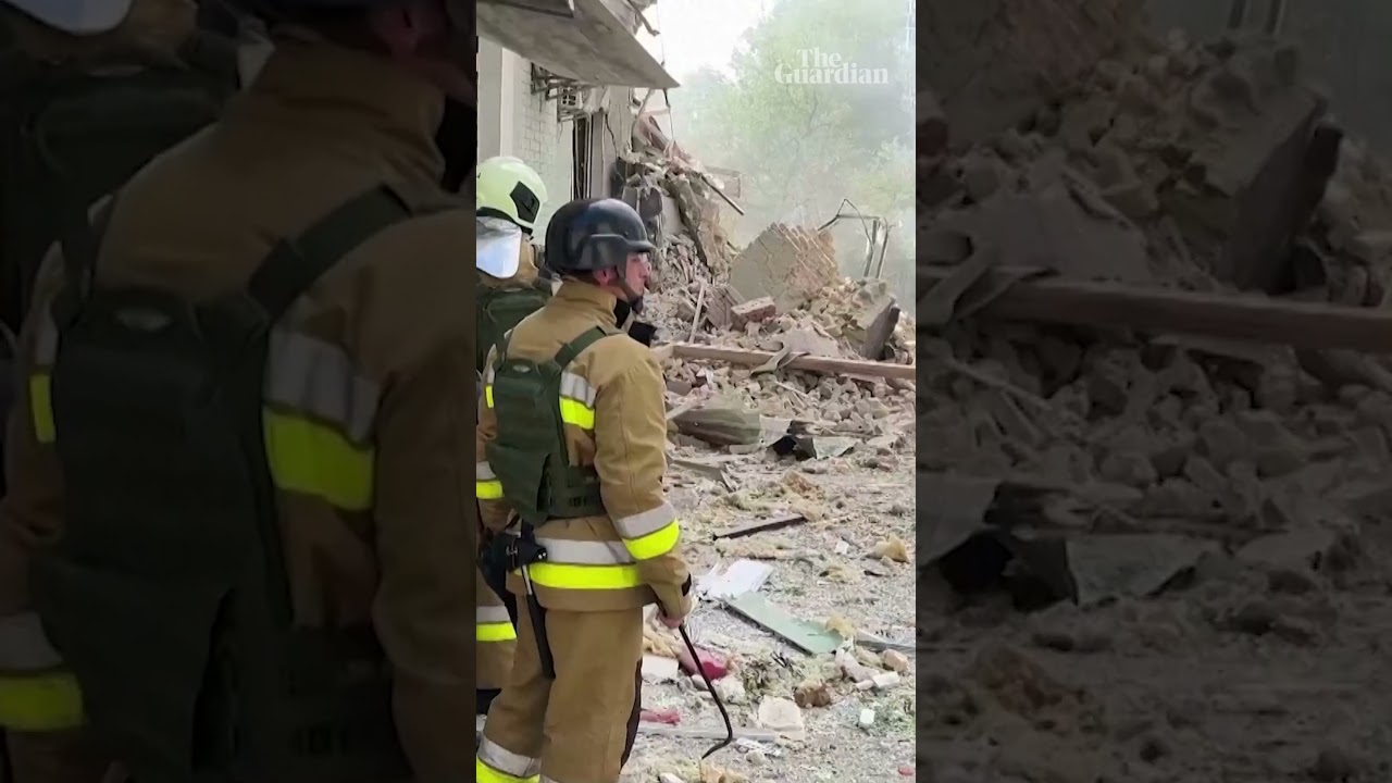 Moment Russian missile hits Kyiv children's hospital