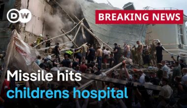 Russia launches massive air strikes across Ukraine | DW News