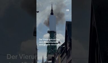 Frankreich: Feuer bricht aus am Kathedrale-Spitzturm | DW Nachrichten