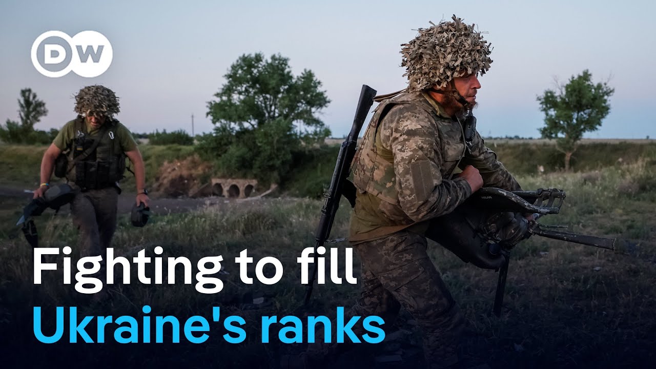Ukraine's unpopular draft law brings in more recruits. So what is the army planning next? | DW News