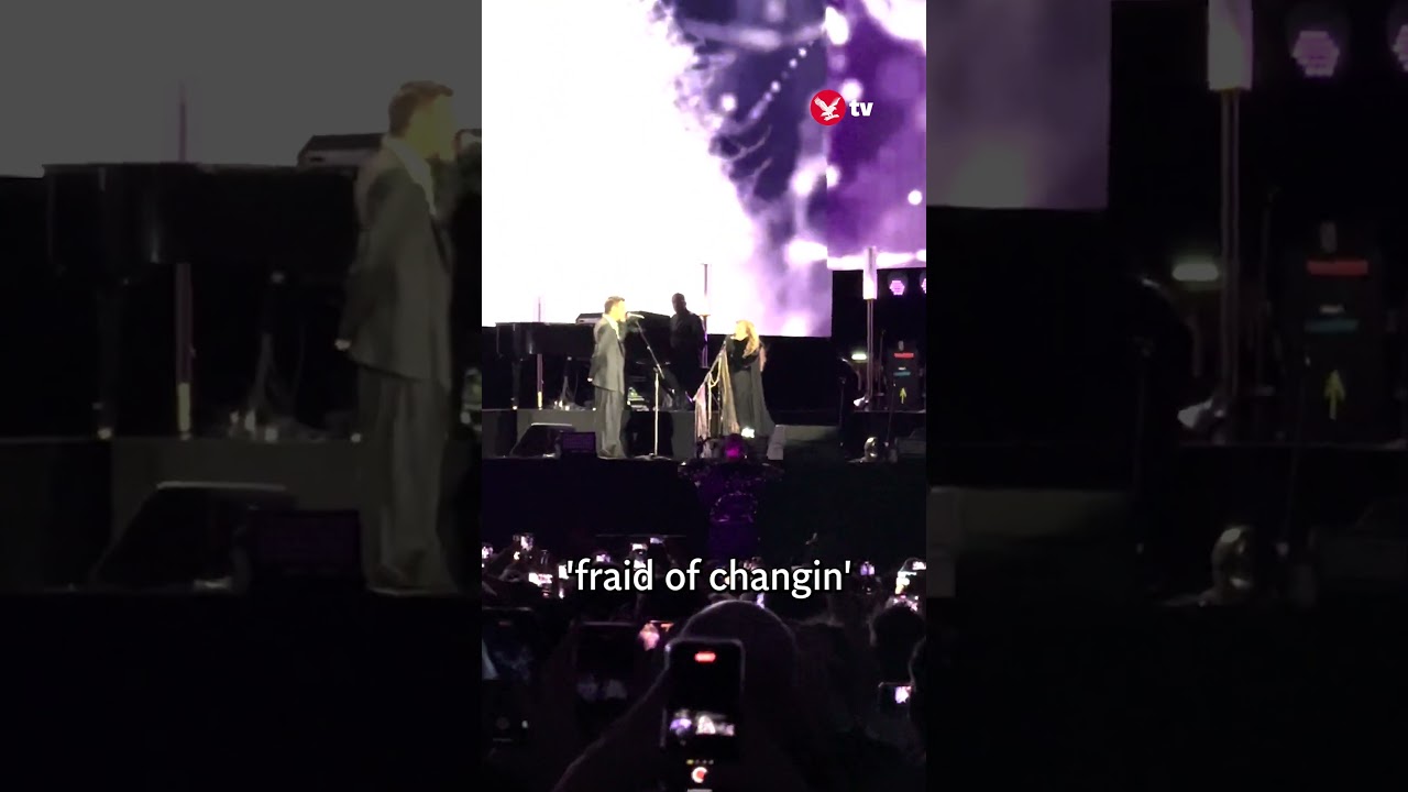 Stevie Nicks and Harry Styles perform 'Landslide' together #shorts #news