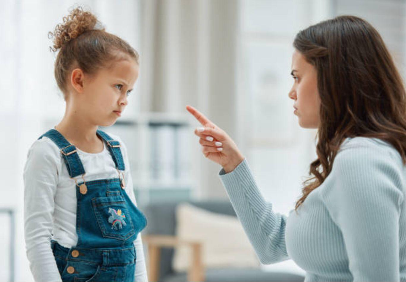 Jakou NEJSTUPIDNĚJŠÍ RADU jste dostali, či dostávali, i opakovaně, od rodičů v dětství, která se pak v dospělosti projevila jako totální nesmysl a lež?