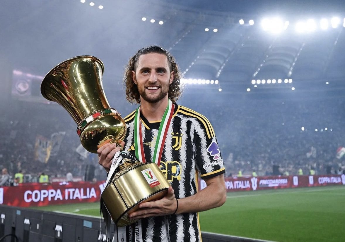 [Ertan Süzgün] Galatasaray has agreed with Adrien Rabiot on personal terms. Galatasaray are pushing to sign Rabiot next season.