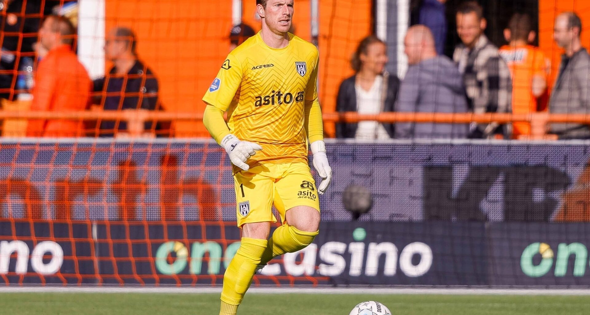 Heracles Almelo goalkeeper Michael Brouwer allowed to leave the club on a free transfer due to rules stipulating that if you offer a new contract after 12 seasons at the same club, it automatically becomes an indefinite contract