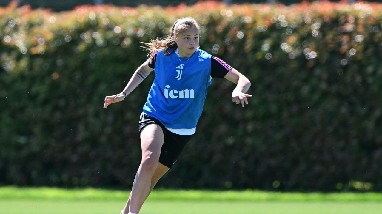 6 Juve women's team players joining Napoli in one go.