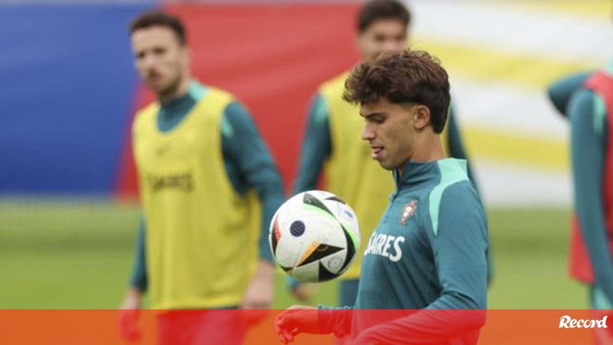 Hipótese Benfica ganha força: Barcelona sem dinheiro para manter João Félix