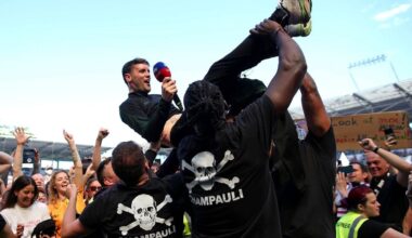 Hürzeler äußert Verständnis für Enttäuschung von St.-Pauli-Fans: "Dass es nun so gekommen ist, hat mich selbst überrascht. Der Klub hat mir viel gegeben, ich genauso St. Pauli. Nun bekommt der Verein für mich eine Rekord-Ablösesumme, die wieder gut investiert werden kann."