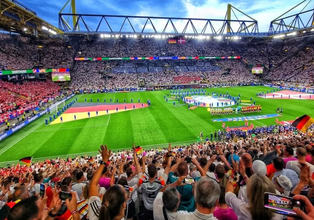 Dachverband der Fanhilfen: „Live-Tracking von Fans bei der Europameisterschaft 2024 ist unhaltbar“