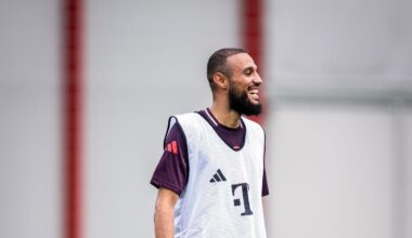 West Ham are still pushing to sign Noussair Mazraoui with more talks with Bayern having taken place in the past few hours. Bayern are now demanding at least €20m. No agreement between clubs yet. Mazraoui is keen to play in the Premier League - also on the list of Manchester United [Plettigoal]