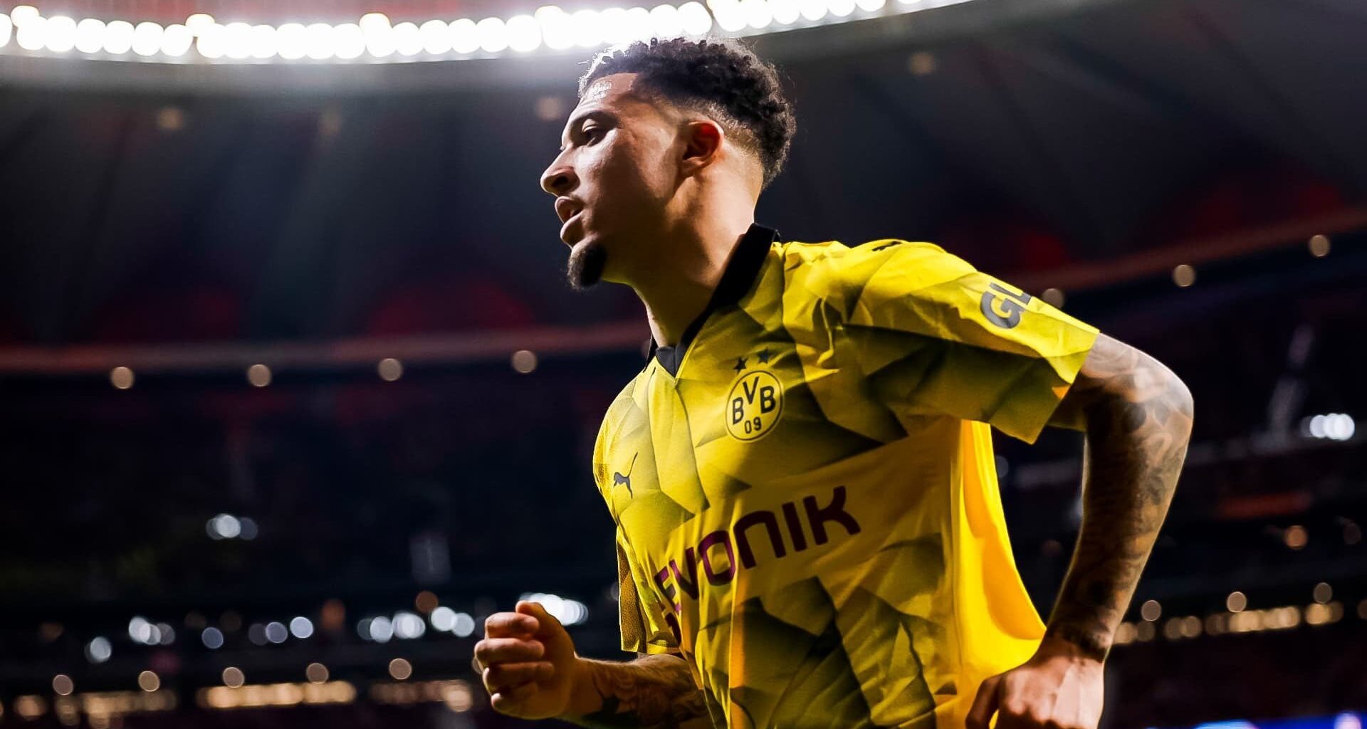 (Djamel via Santi Aouna) PSG is targeting Jadon Sancho. Discussions between PSG and Sancho are advanced, with Sancho liking PSG's project and Lucho admiring the player and his performance against the club in the UCL semi-final. Man Utd to decide if they want to let Sancho go, price not decided yet.