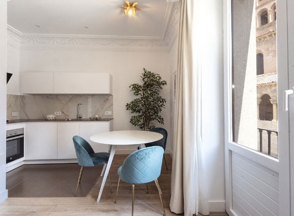 La patronal del sector avisa que els apartaments turístics il·legals proliferaran amb l'eliminació de llicències