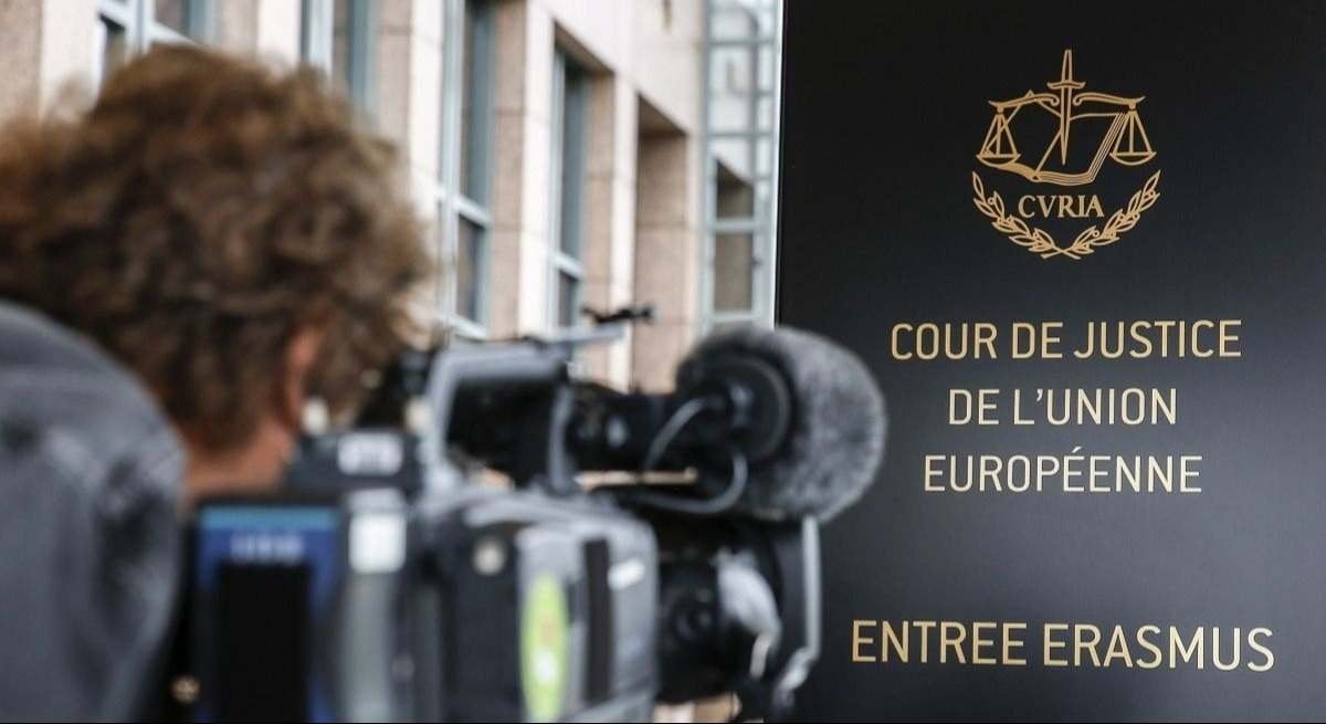 Europa abre el gran 'melón' contra la banca: permite denuncias en masa contra todo el sector por cláusulas abusivas