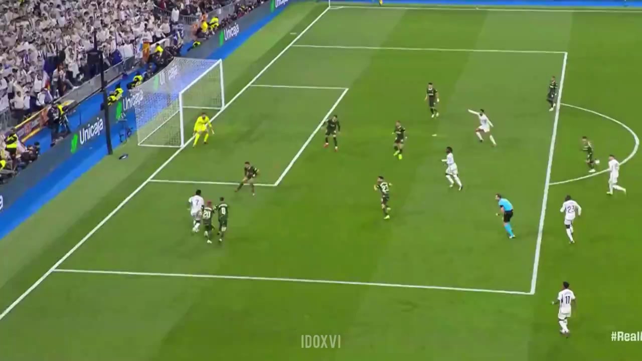 Vinicius Jr - Joga Bonito (Dribbling) 2023/24