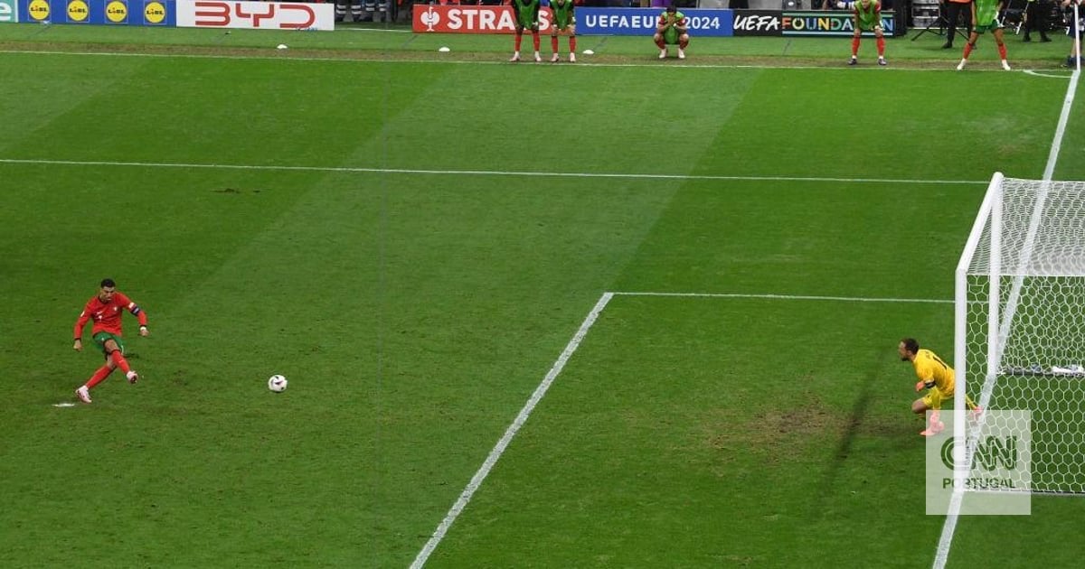 Quando se tira Vitinha e se mantém Ronaldo, a mensagem é esta: não interessa o que tu fazes, interessa o que tu significas