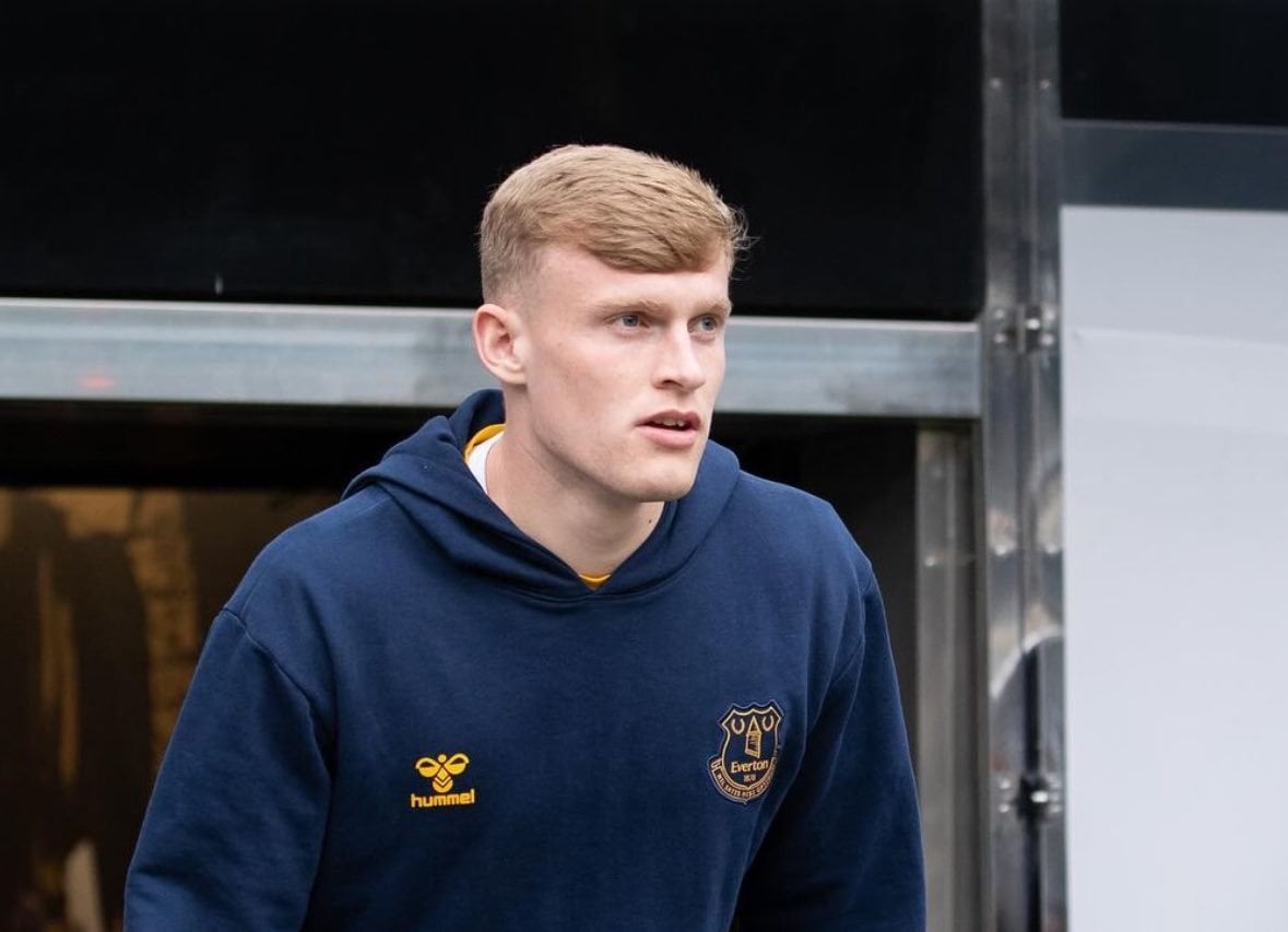[Romano] Manchester United have sent new bid to Everton for Jarred Branthwaite tonight: £45m fixed fee plus £5m add-ons.