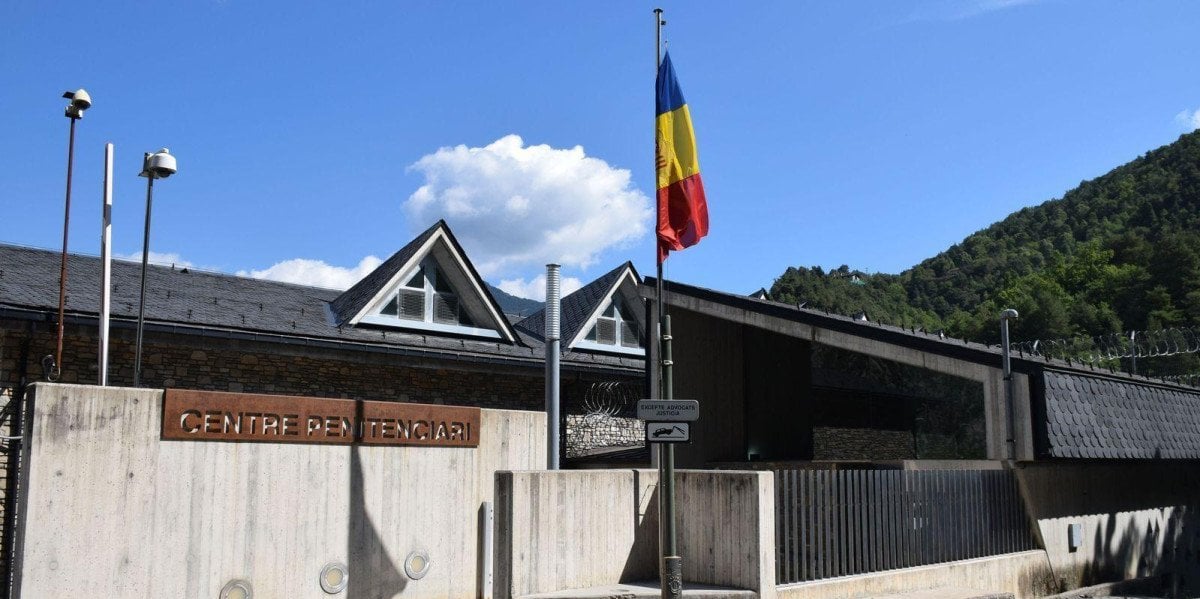 Hi han més articles avui -07/11/2024. Aqui estan tots els titulars que he trobat...