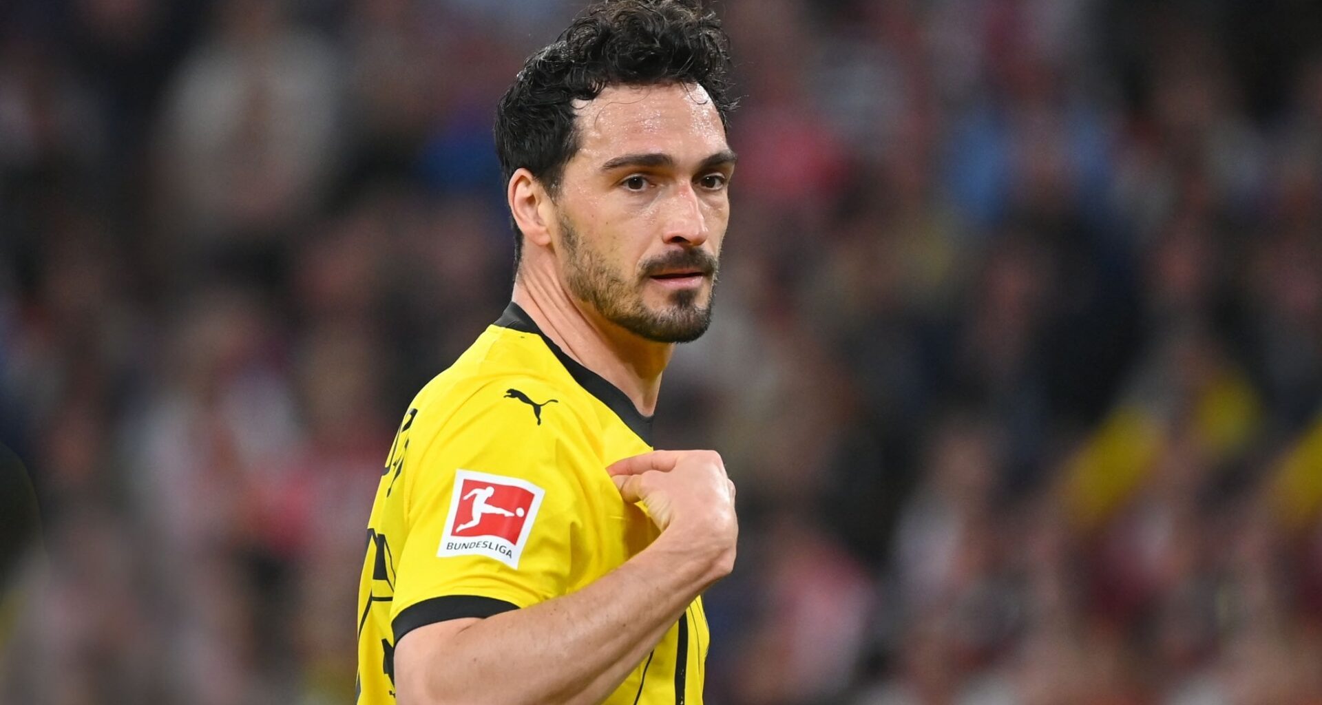 Verstärkung für die Innenverteidigung? Leverkusen erkundigt sich nach Riccardo Calafiori und Mats Hummels