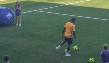 Moise Kean embarrasing himself in florence