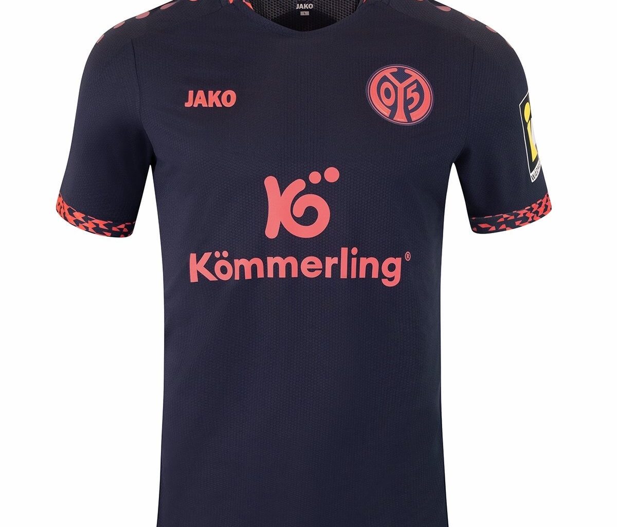 Mainz 05 neues Auswärtstrikot vorgestellt.