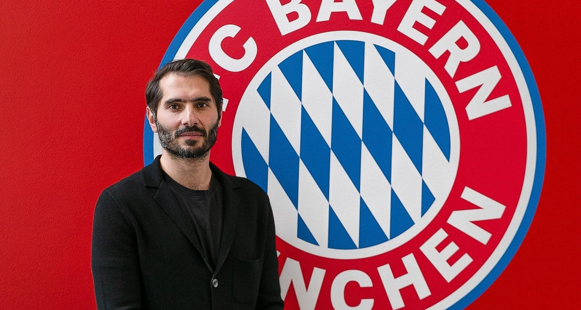 Halil Altintop, current sporting director of the FC Bayern Campus, will leave his role on September 1st at his own request. Altintop will be replaced by former Bundesliga coach Markus Weinzierl, who worked for Augsburg, Schalke and Stuttgart. Weinzierl will take up his post on August 15th