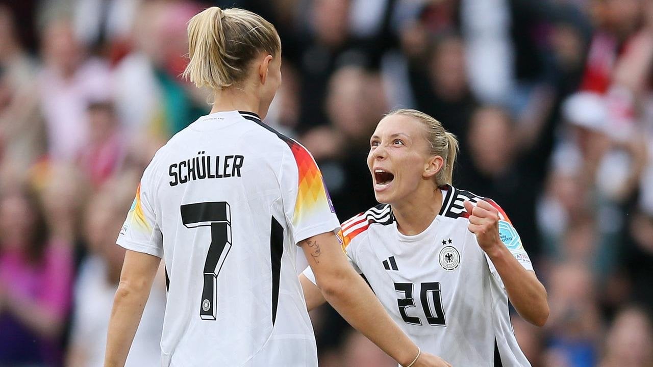 [EM-Qualifikation] Klarer Sieg gegen Österreich: DFB-Frauen meistern Olympia-Generalprobe - Sorgen um Oberdorf