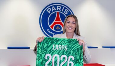 Mary Earps signs for Paris Saint-Germain