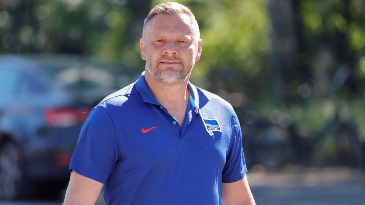 Bei einer Zusammenkunft vor der Sommerpause, soll Dardai an die Adresse von Geschäftsführer Herrich, Sportdirektor Weber und Andreas "Zecke" Neuendorf, Direktor Akademie und Lizenzspielerbereich, gesagt haben: "Ich kandidiere als Präsident. Und wenn ich gewählt werde, schmeiße ich euch raus."