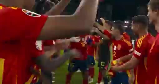 let the tom, dick and harry try to downplay Rodri all they want, the players knows his worth and what he brings to every team he plays for. He's the man, the system and the star.