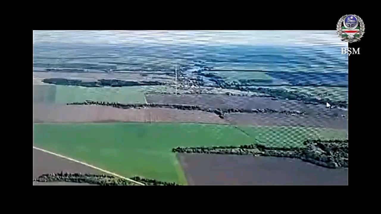 Soldier's of Sheikh-Mansour Battalion firing 122mm Grad rockets from a ...