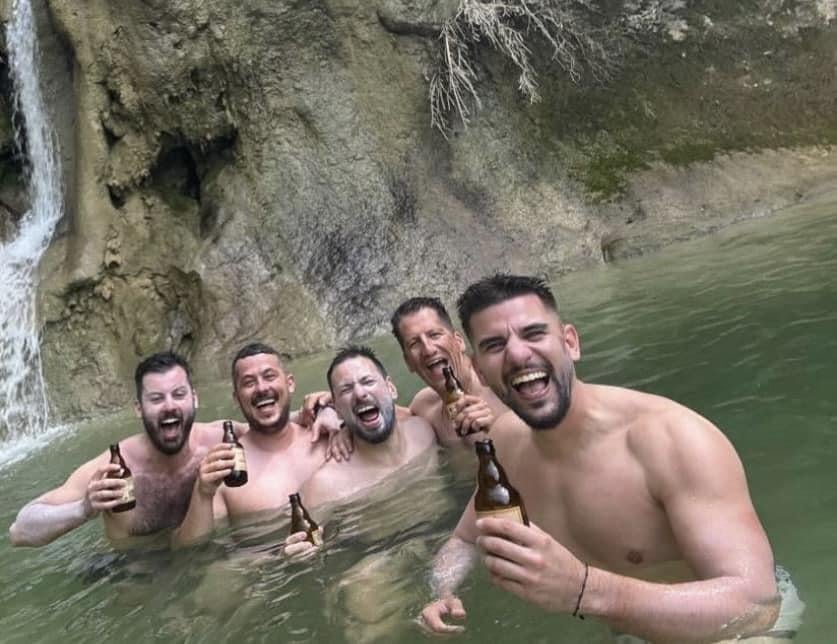 Ono kad nazdraviš dobro odrađenom poslu