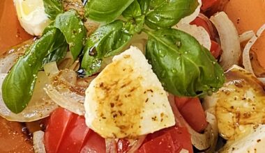 A little summer delight: tomatoes, onions, mozzarella and basil, with some good olive oil and aceto balsamico