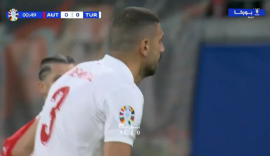 Ardaaaaaaaaaa caused a goal , warra corner