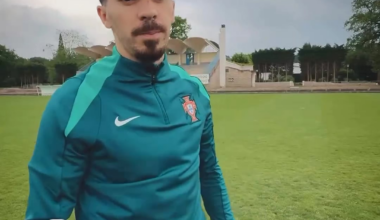 Devias ter ensinado o Ronaldo