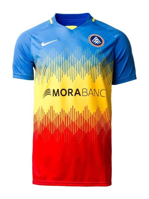 I wanna buy this FC Andorra shirt, does anyone have it and want to sell?