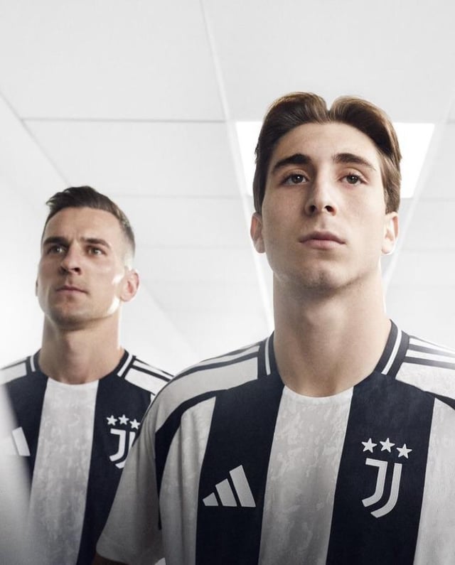 Our 24/25 home kit 🤍🖤