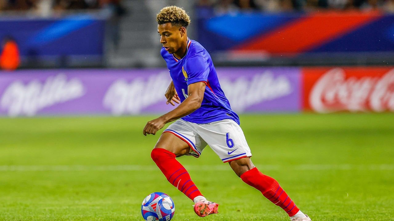 According to information from BILD, Doué has made a decision about where he would like to play next season: The Frenchman wants to join the German record champions!