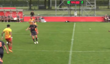 Doelpunt van Jens Toornstra in een oefenwedstrijd tegen RC Lens