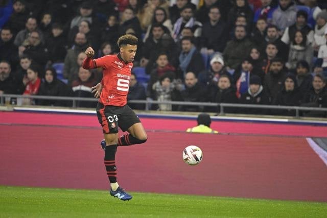 [Loic Tanzi] PSG have sent their offer for Desire Doue after Bayern's €55m offer yesterday. PSG's offer is €60m with addons included, meeting the asking price of Rennes
