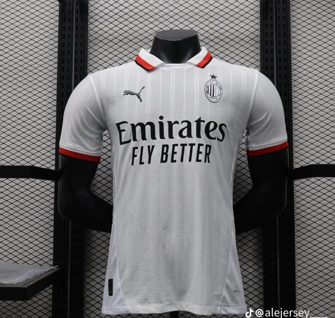 More photos of this season's away kit