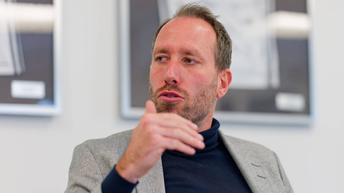 FCA-Geschäftsführer Ströll: "Ich konnte nicht verstehen, dass man mit den Menschen der Einwanderungsbehörde nicht reden konnte, unsere Unterlagen nicht interessierten. Man muss allerdings differenzieren, es war nur die Immigration. Überall sonst sind die Leute hier nett, herzlich und hilfsbereit."