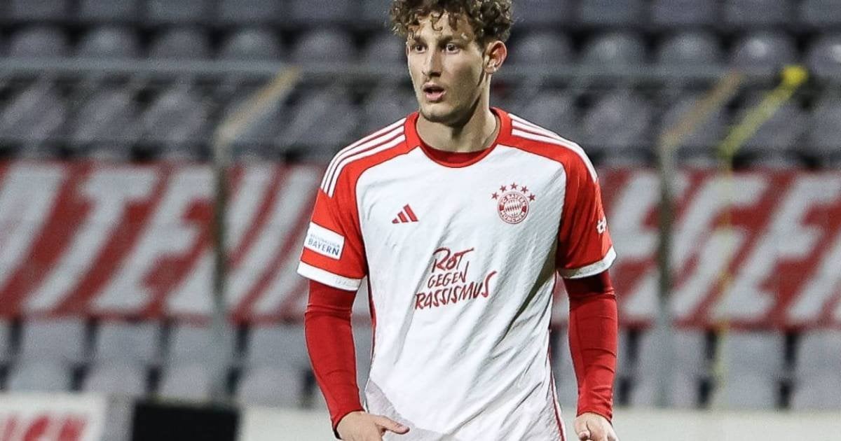 [@LucaBendoni, @DiMarzio] Bayern youth striker Manuel Pisano (18) is close to joining Serie A side Como on a permanent transfer. Bayern want to keep a conspicuous sell-on clause and, potentially, the right to match future offers, in a move similar to that of Joshua Zirkzee