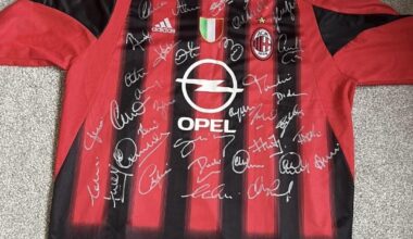 Can someone identify the signatures on this shirt please? And give any info that you may have on it? Thank you!