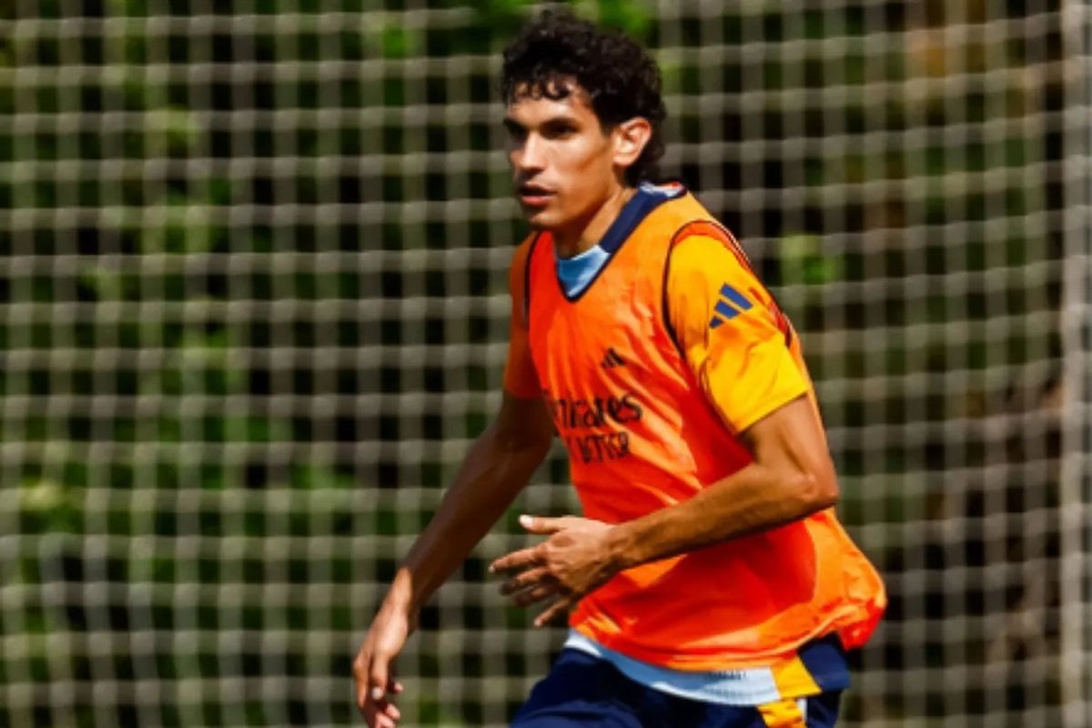 [Marca] Jesús Vallejo is INJURED. He will NOT travel with the team to USA.