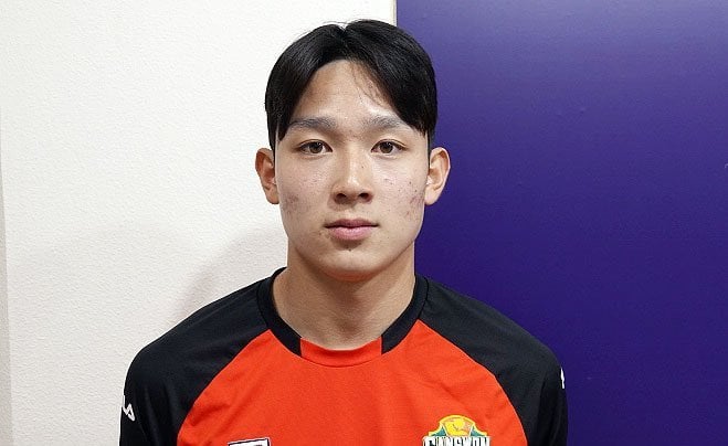 [Romano] 🚨⚪️ Tottenham are closing in on deal to sign 2006 born winger Min-hyuk Yang from Gangwon FC. Agreement being completed and then medical tests to follow. 🇰🇷