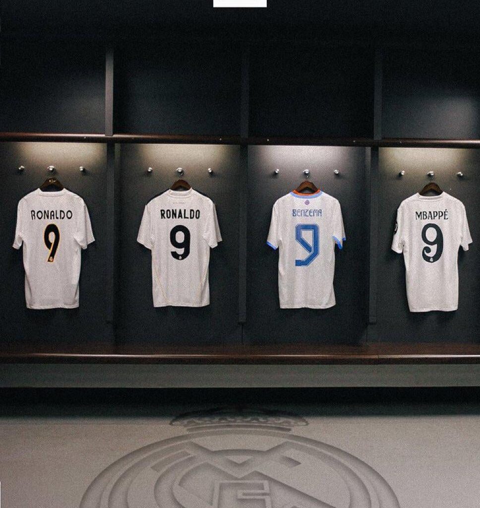 Real Madrid's number 9 heritage.