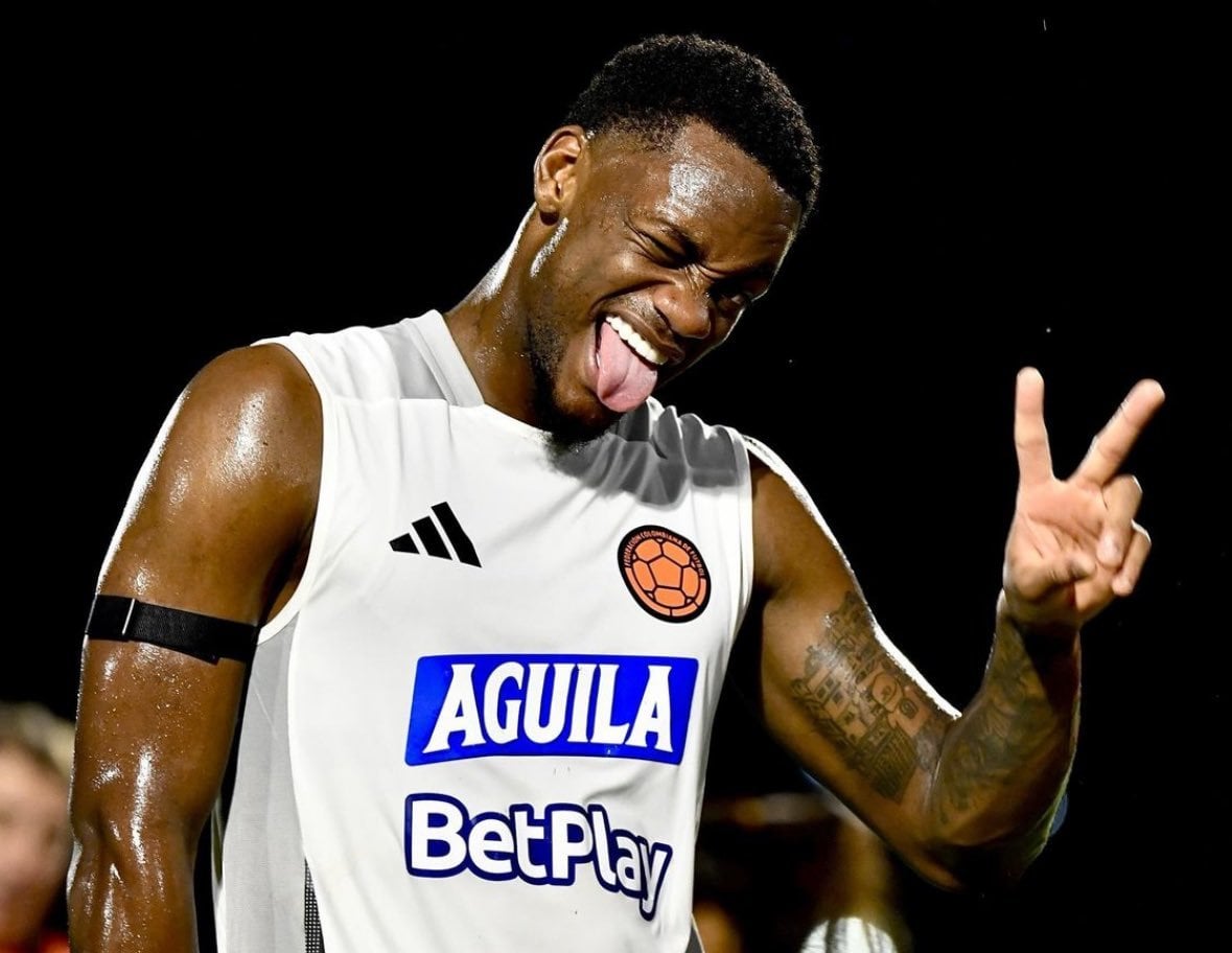 West Ham have already submitted more than one bid for Jhon Durán to Aston Villa. Understand last proposal currently worth around £35m plus 10% sell-on clause. Negotiations underway, personal terms already agreed with Durán.