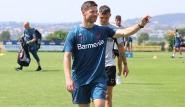 Xabi Alonso schwärmt vom VfB: "Sie haben gute Spieler verloren. Aber mir gefällt, wie sie spielen. Ihre Ideen sind sehr gut, der Trainer ist sehr gut. Und sie sind intelligent. Ich erwarte ein gutes Stuttgart. Für mich war Stuttgart eine der besten Mannschaften Europas, nicht nur in Deutschland."