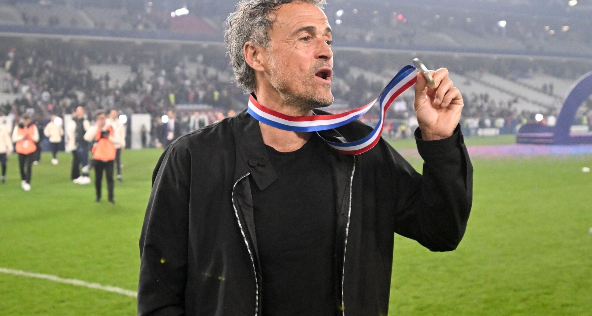 PSG Report aggregating l'Equipe | Luis Enrique believes the attackers aren't good enough