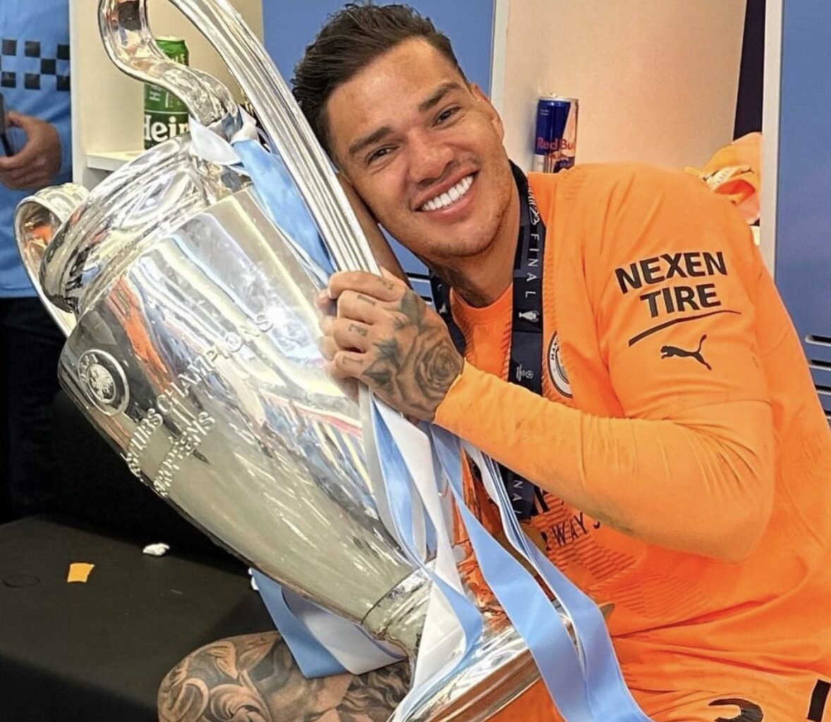 Romano: Negotiations between Al Nassr and Man City for Ederson, currently off after €30m proposal rejected and €60m request.