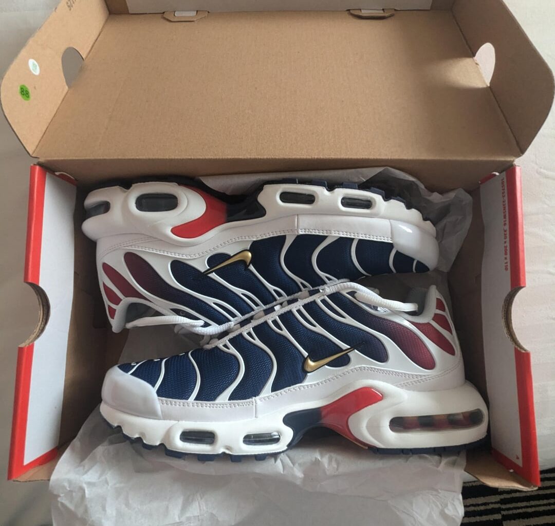 Stopped at the PSG store and had to get these!